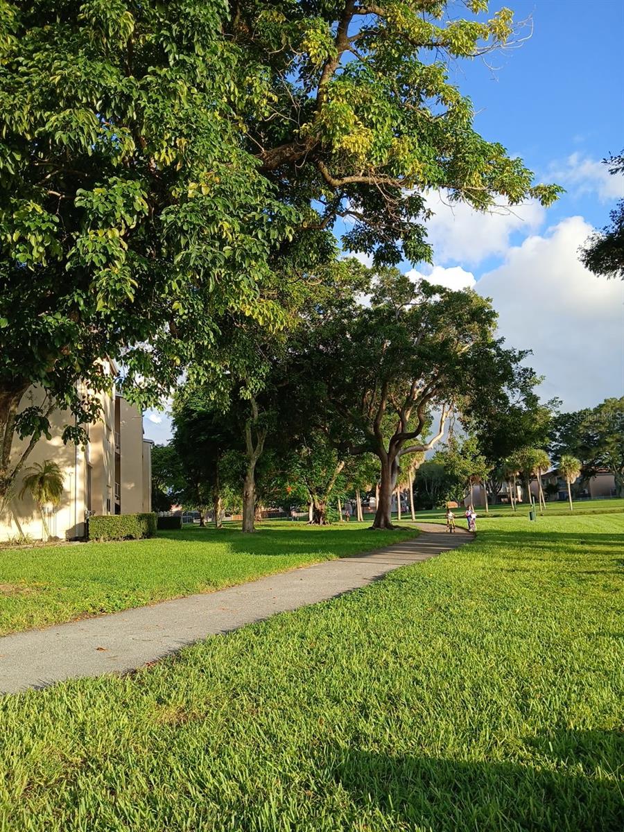 HAMMOCK TRAILS - Residential Lease