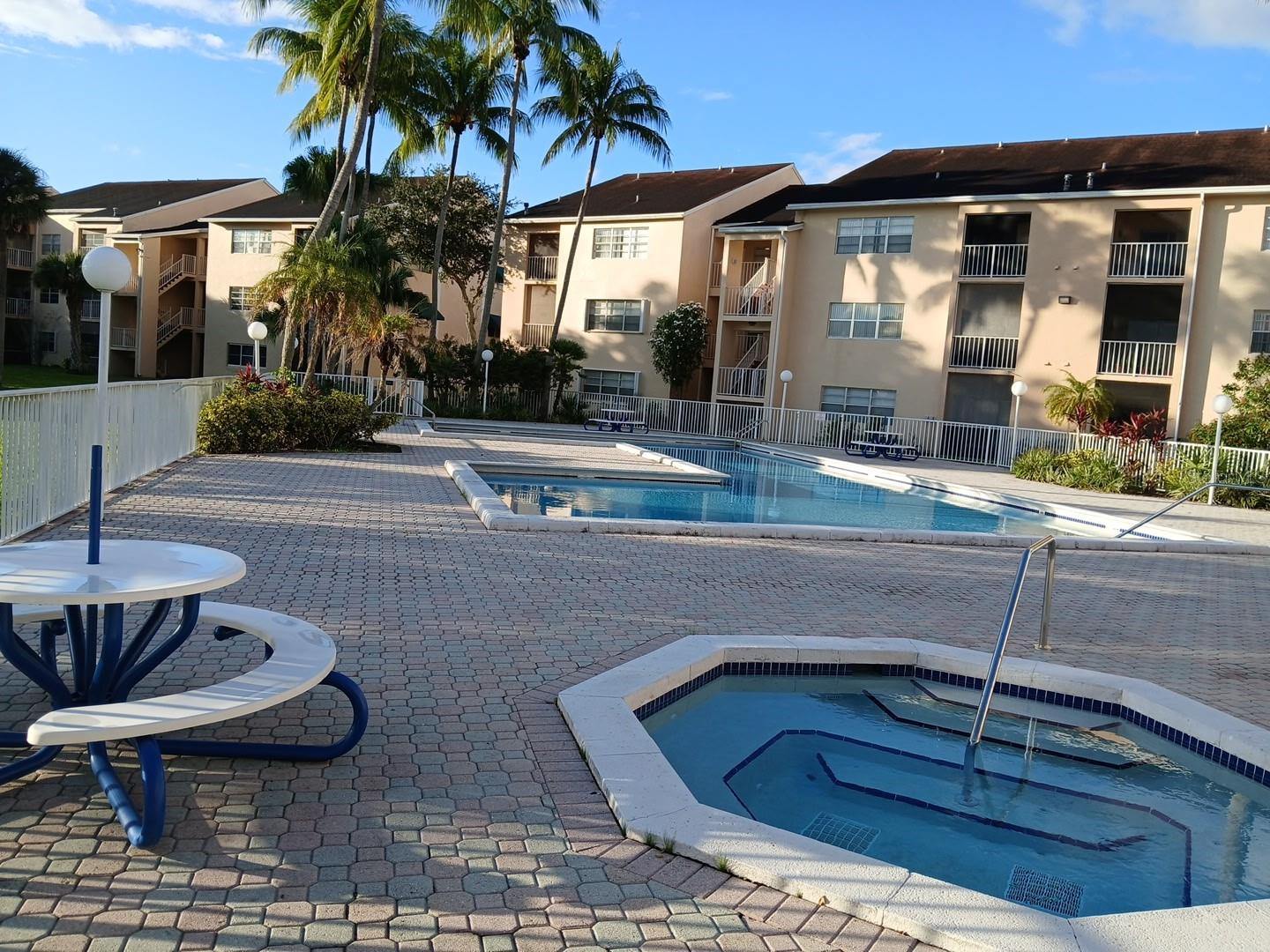 HAMMOCK TRAILS - Residential Lease