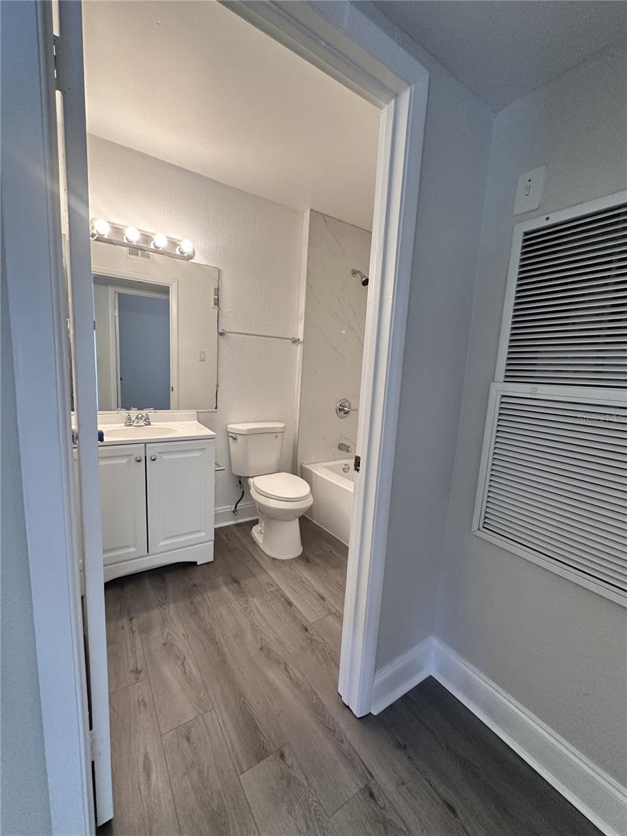 HAMMOCK TRAILS - Residential Lease