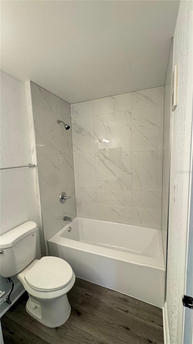 HAMMOCK TRAILS - Residential Lease