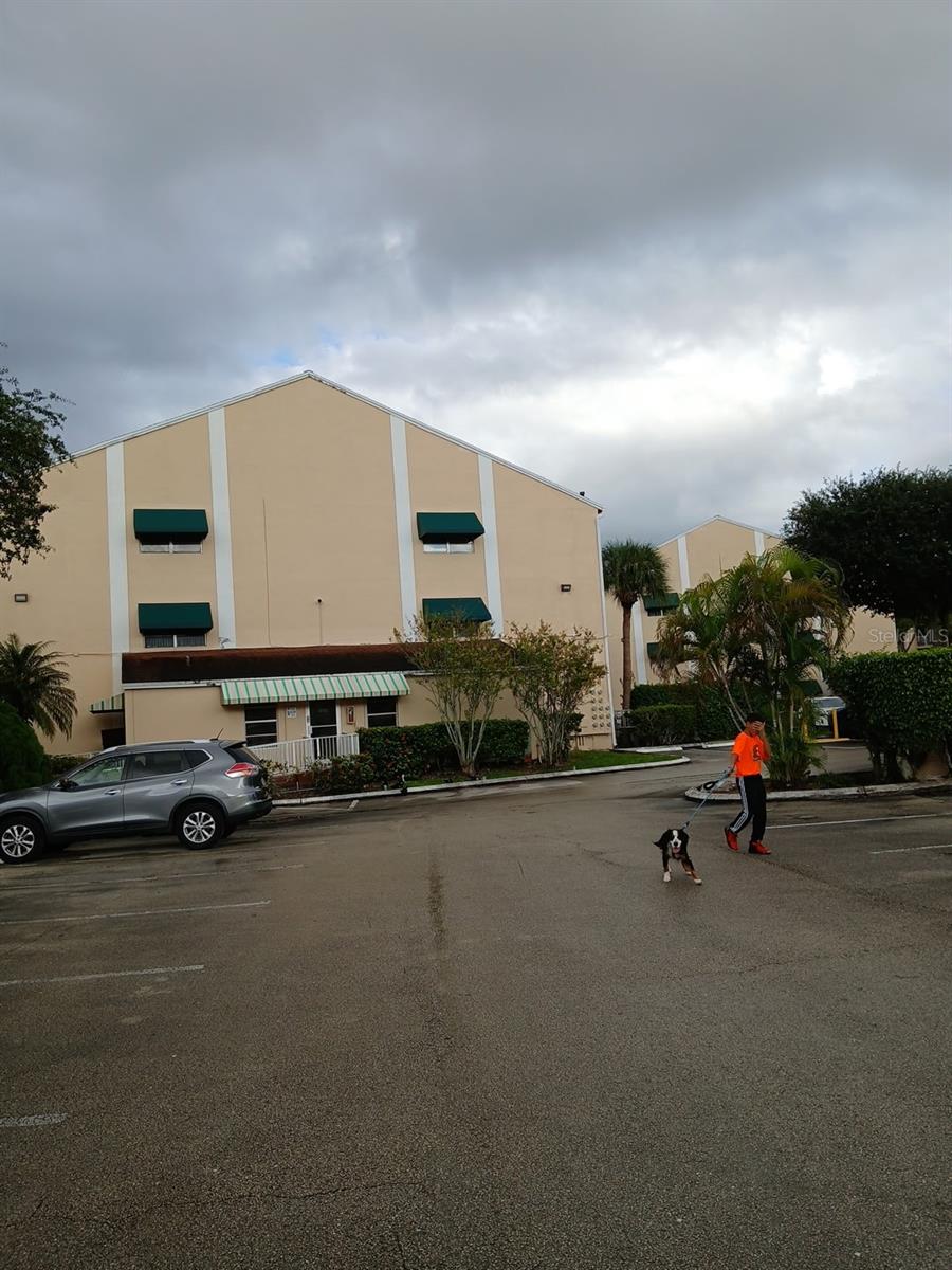 HAMMOCK TRAILS - Residential Lease