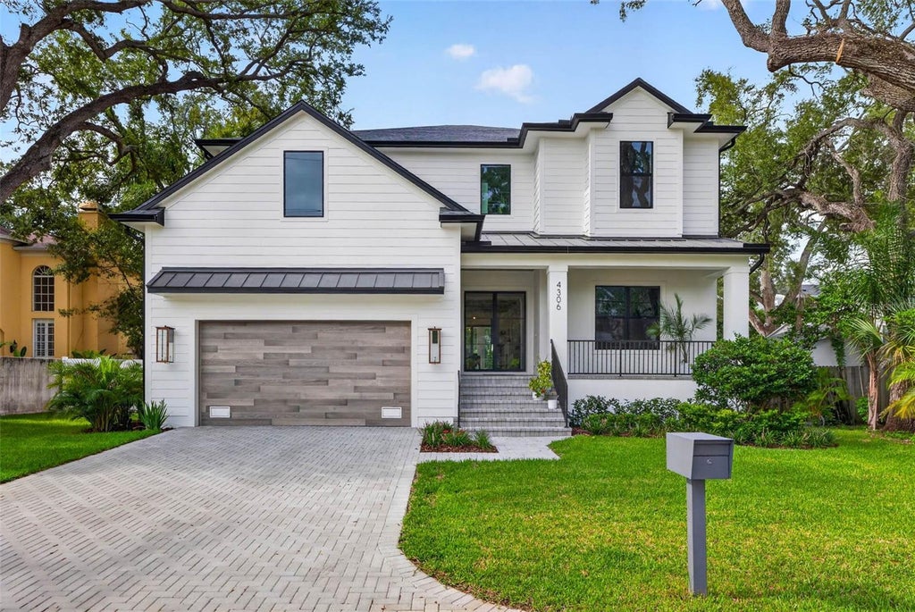 Photo of 4306 W Corona Street, Tampa, FL 33629 (MLS # TB8534179)