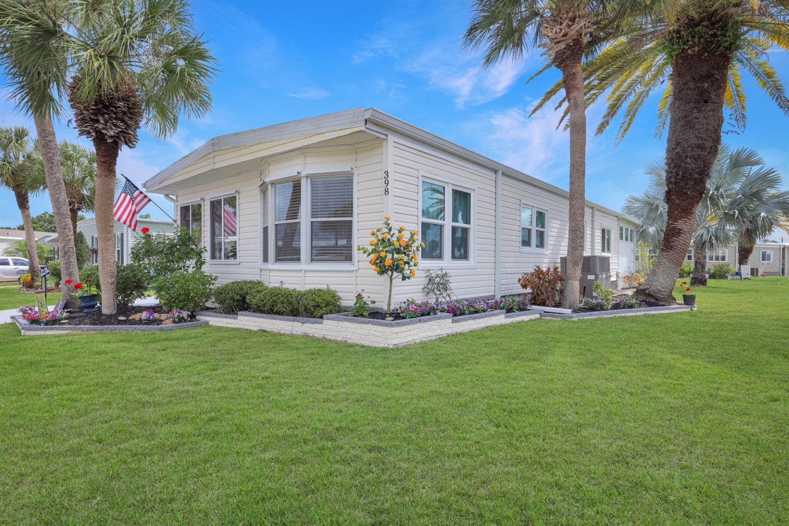 MAPLE LEAF ESTATES - Residential