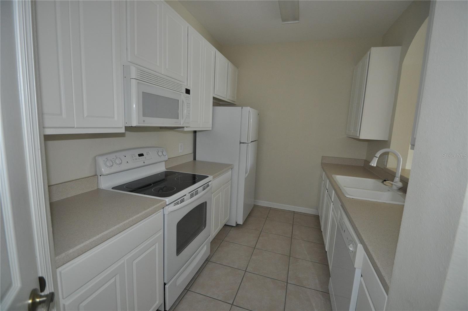 BRANTLEY TERRACE CONDO PH 1 THRU 7 - Residential Lease