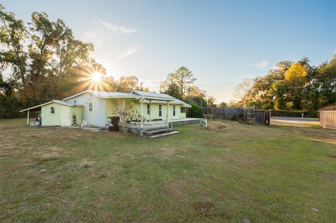Photo of 11423 SW Williston Road, Micanopy, FL 32667 (MLS # GC535372)