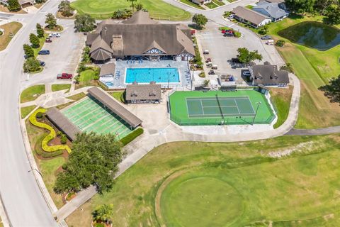 A home in LAKELAND