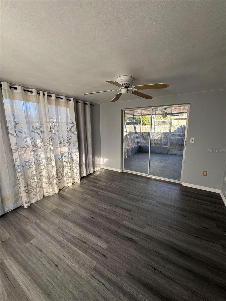 BEACON SQUARE - Residential