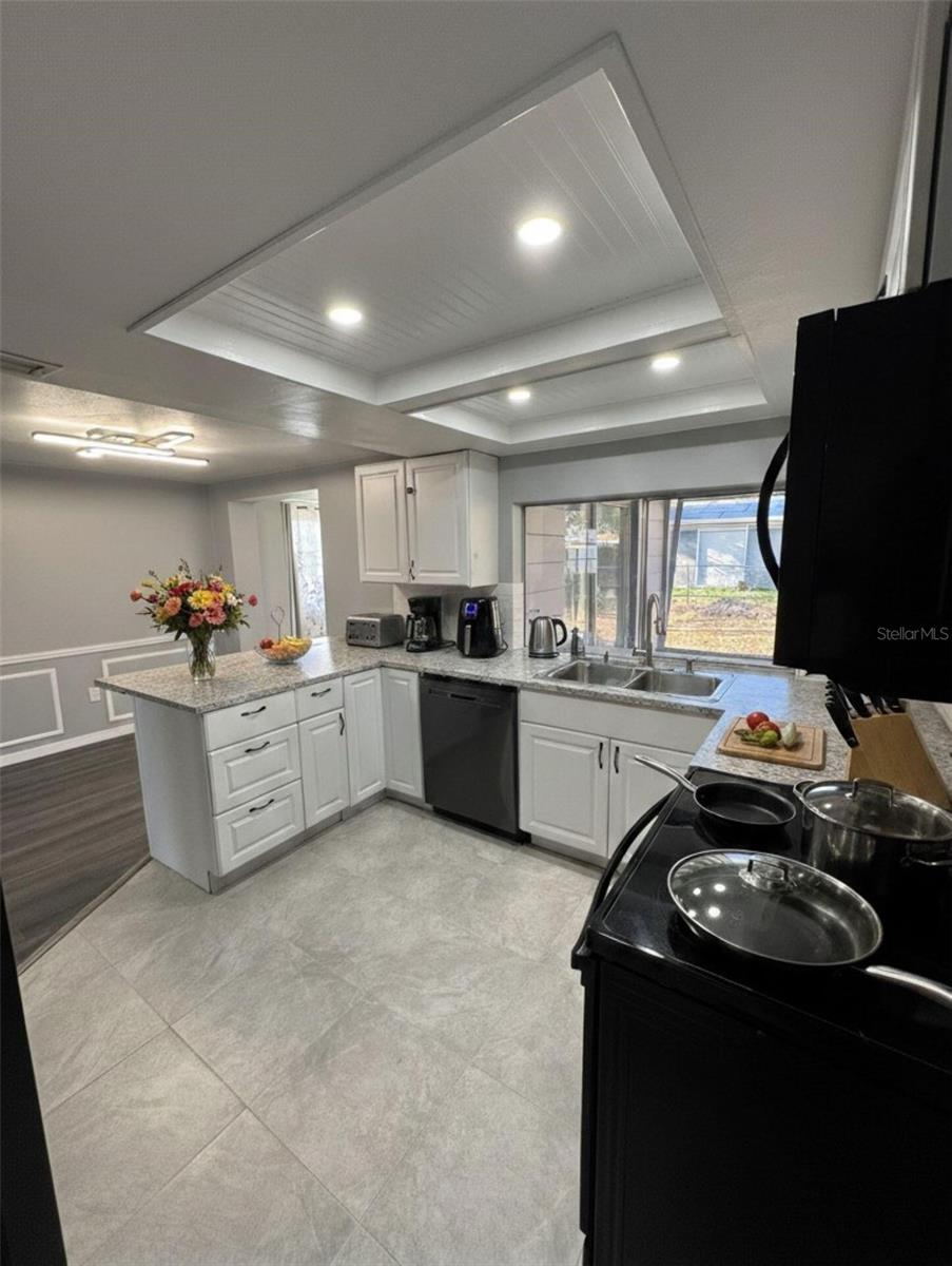 BEACON SQUARE - Residential