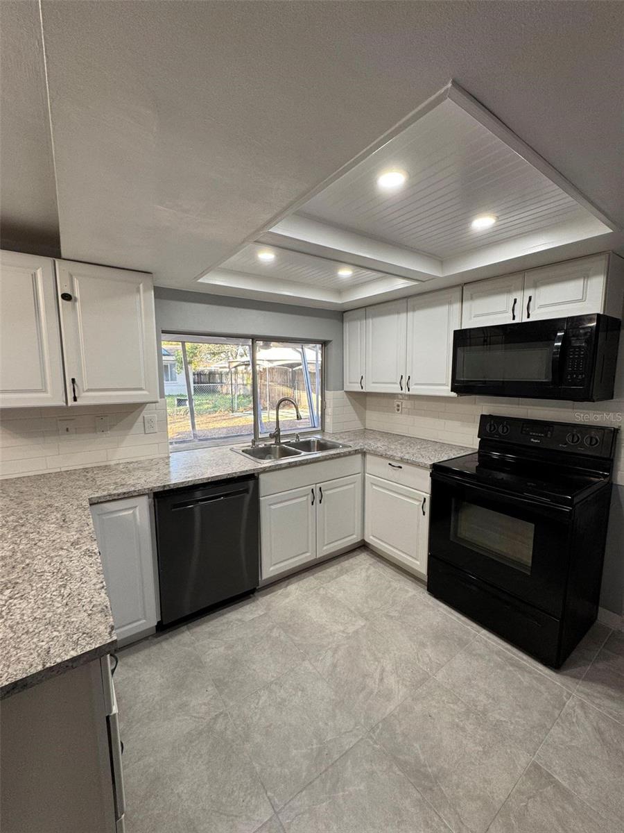 BEACON SQUARE - Residential