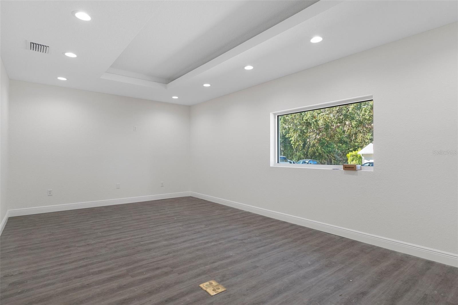 INVERNESS VILLAGE UNIT 03 - Commercial Sale