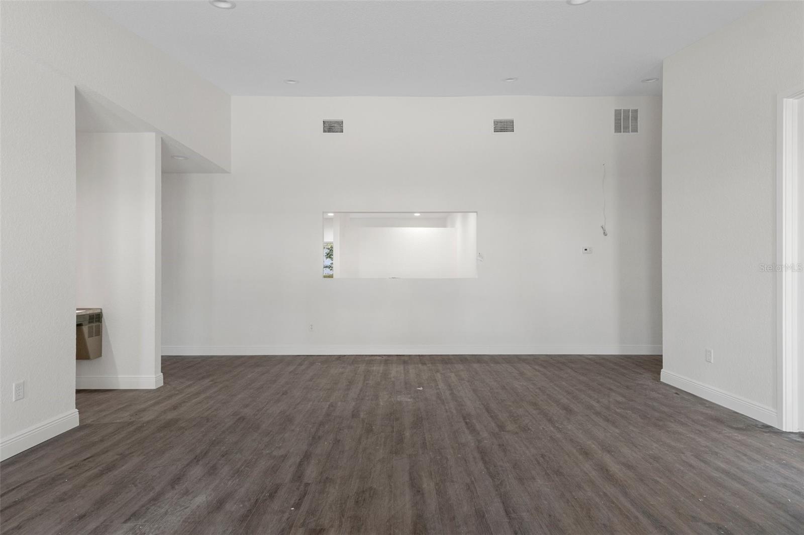 INVERNESS VILLAGE UNIT 03 - Commercial Sale