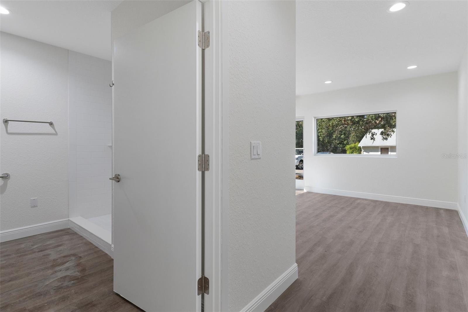 INVERNESS VILLAGE UNIT 03 - Commercial Sale