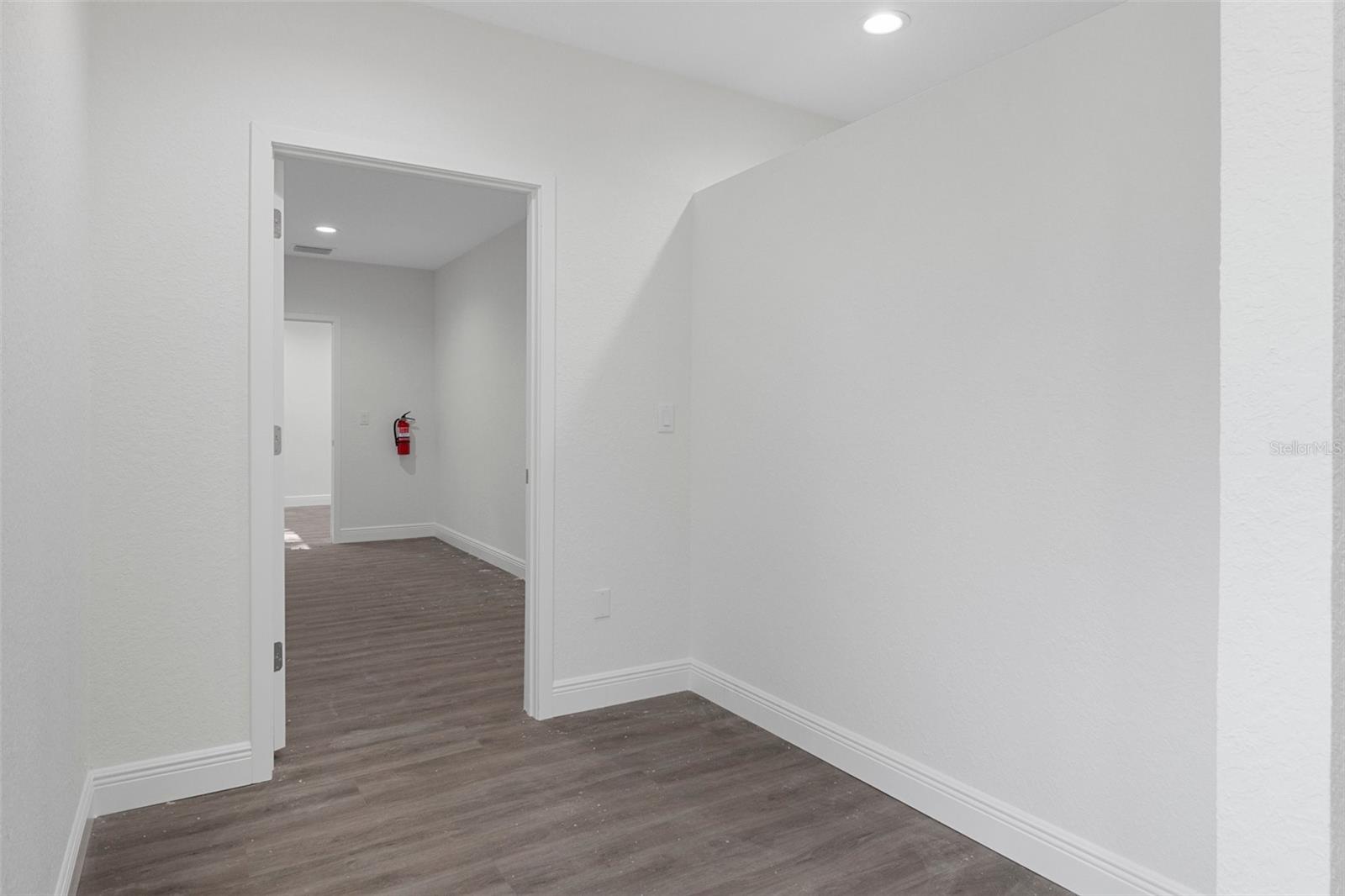 INVERNESS VILLAGE UNIT 03 - Commercial Sale