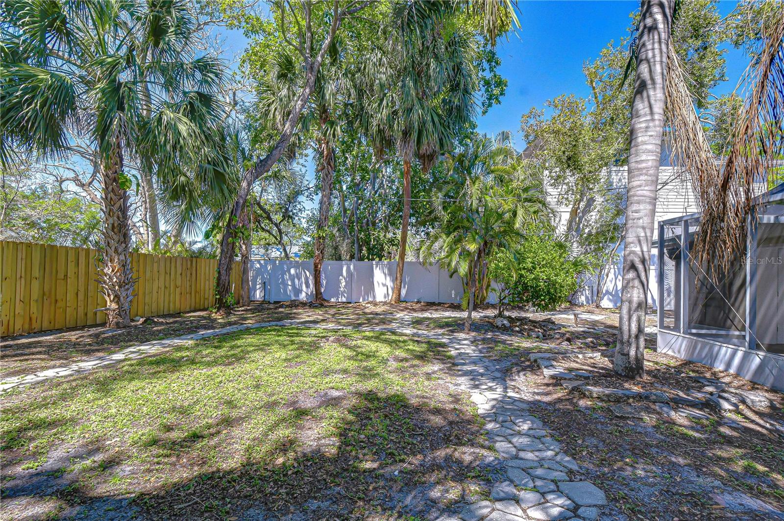 ANITA SUB - Residential Lease