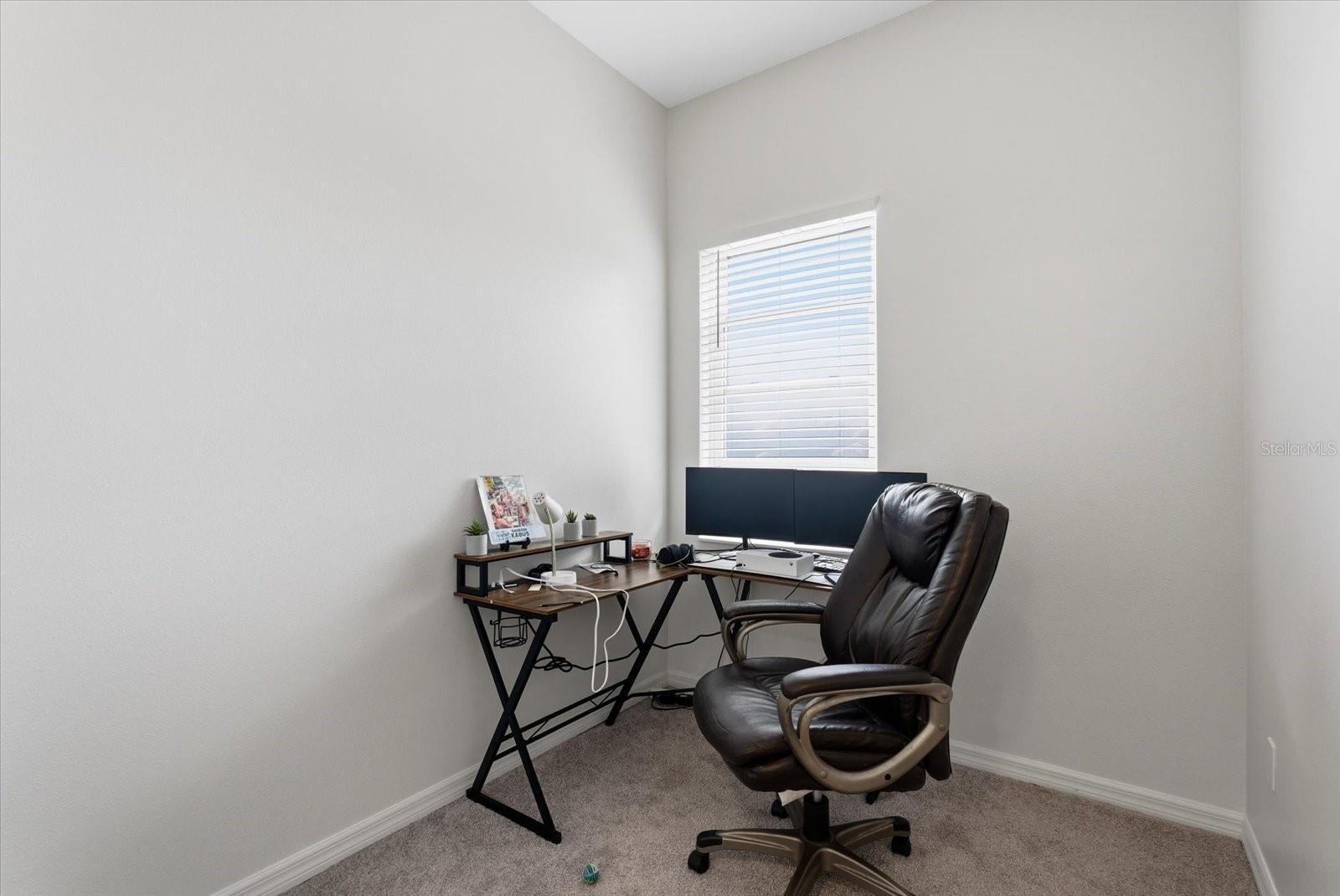 GIUSTOS TWNHMS - Residential