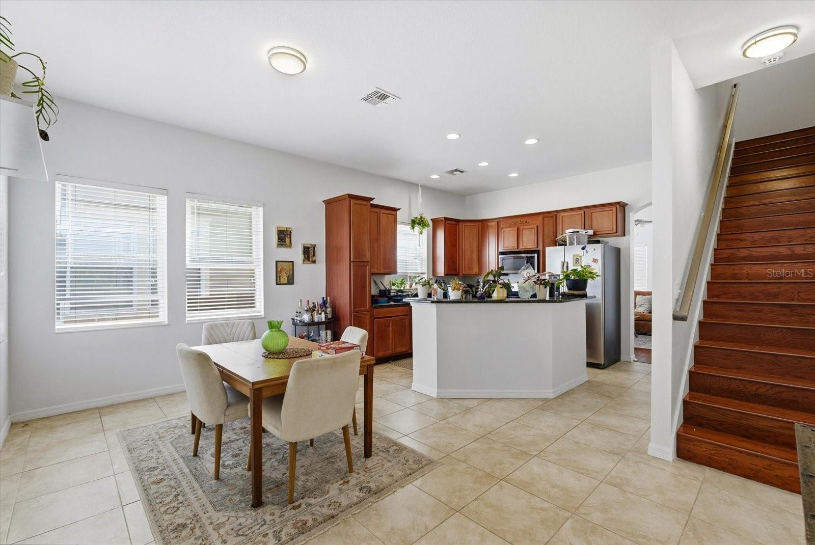 GIUSTOS TWNHMS - Residential