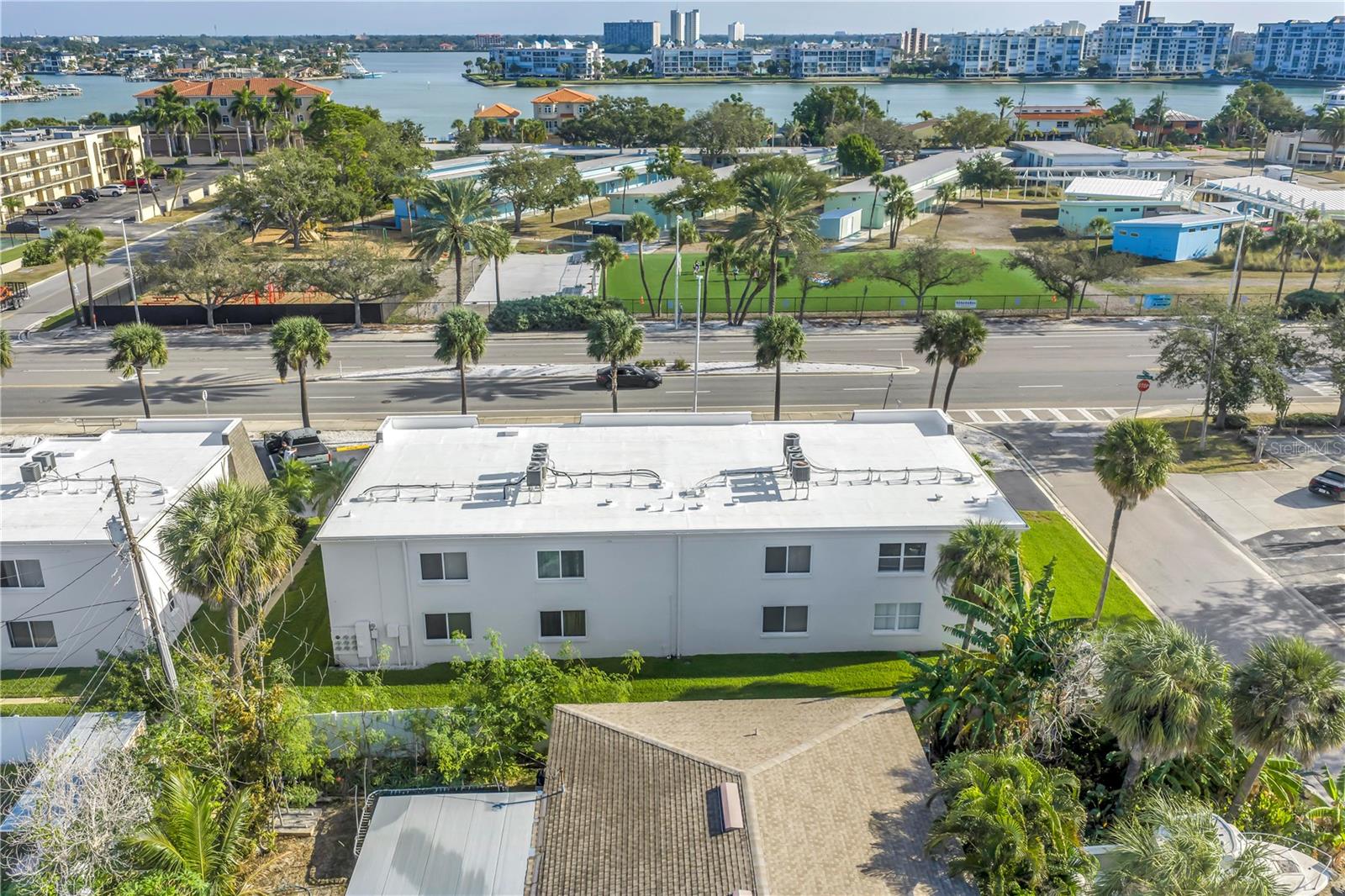 ST PETERSBURG BEACH NORTH UNIT 4 - Residential Lease