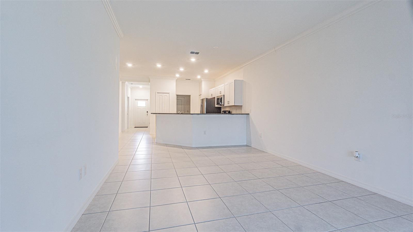 6884 RIPPLE POND LOOP