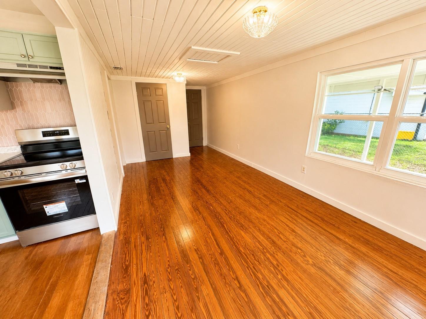 ELLICHS - Residential