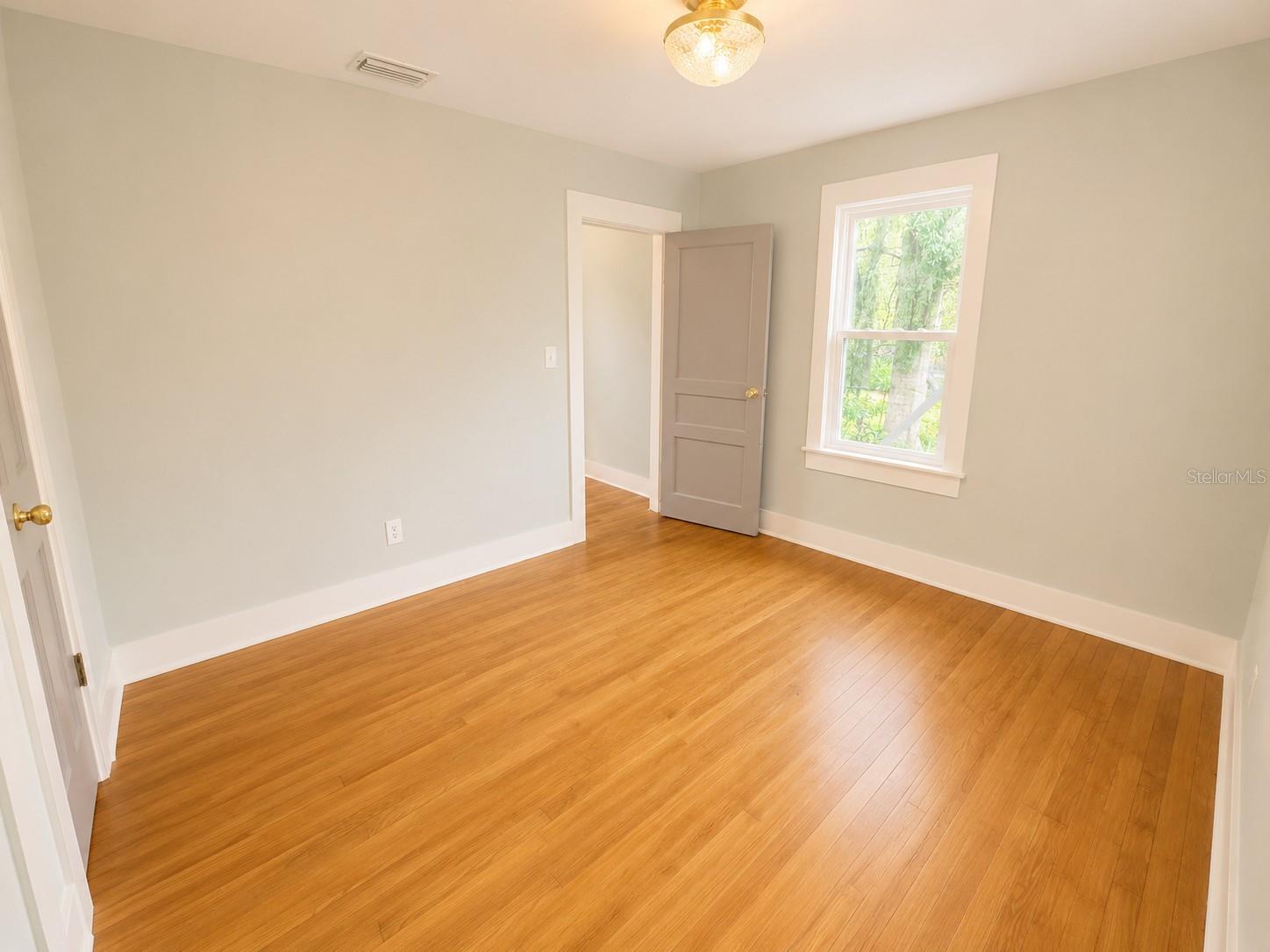 ELLICHS - Residential