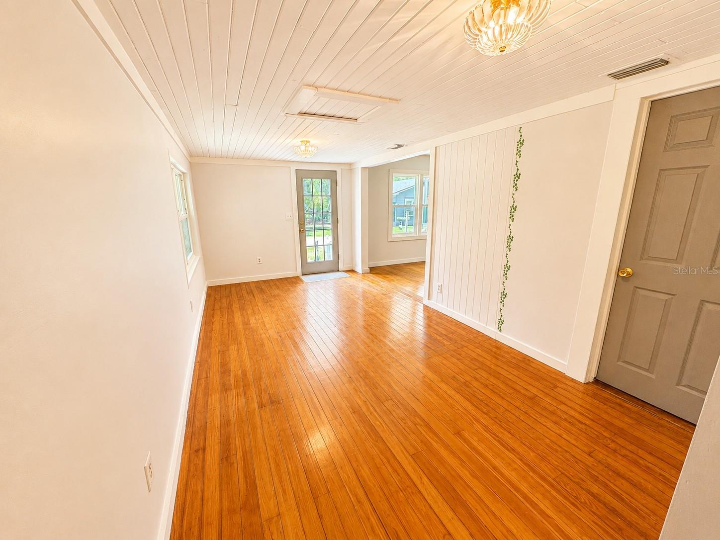ELLICHS - Residential