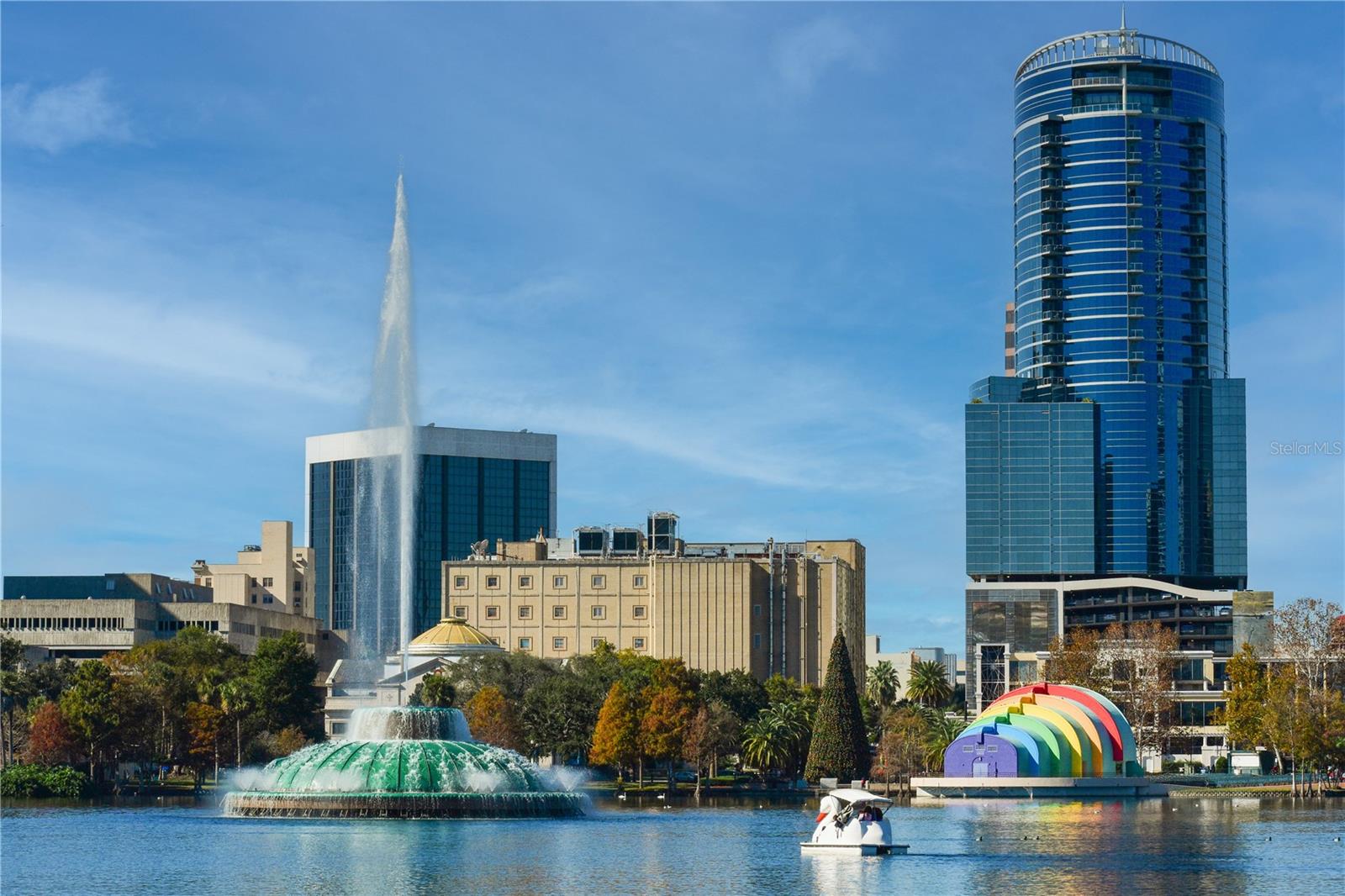 METROPOLITAN/LK EOLA - Residential