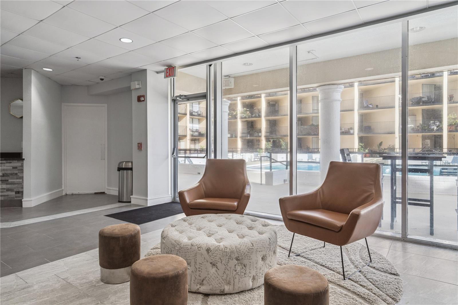 METROPOLITAN/LK EOLA - Residential