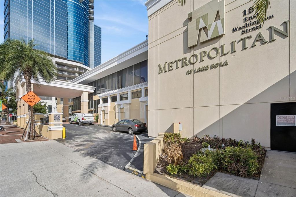 Photo of 151 E Washington Street #501, Orlando, FL 32801 (MLS # O6392691)