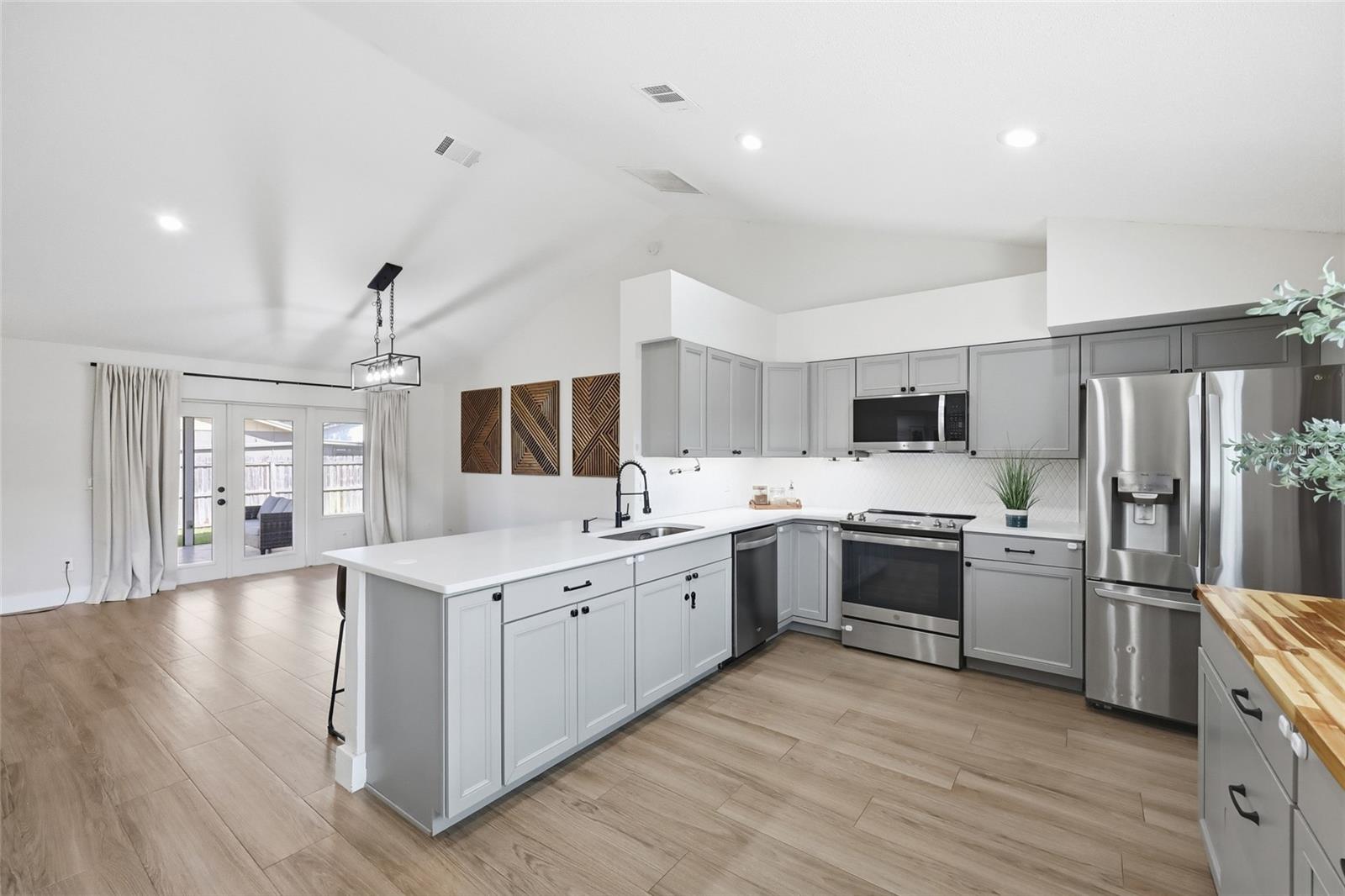 TIBERON HILLS PH 3 - Residential
