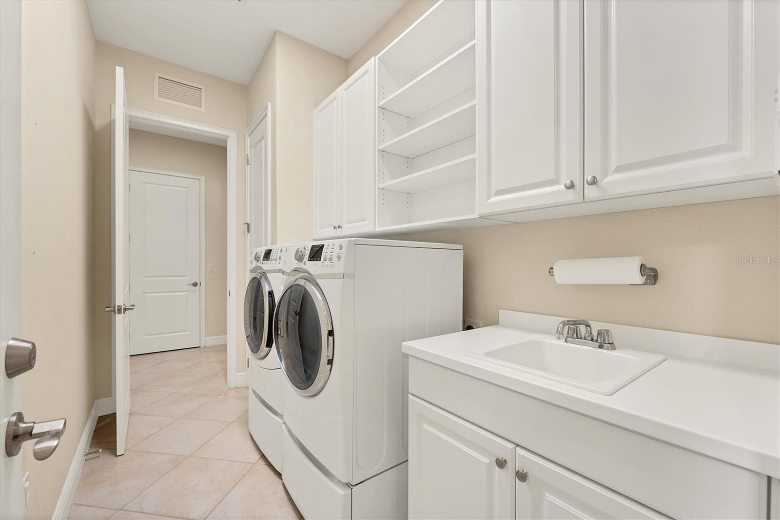 COUNTRY CLUB EAST AT LAKEWOOD RANCH - Residential