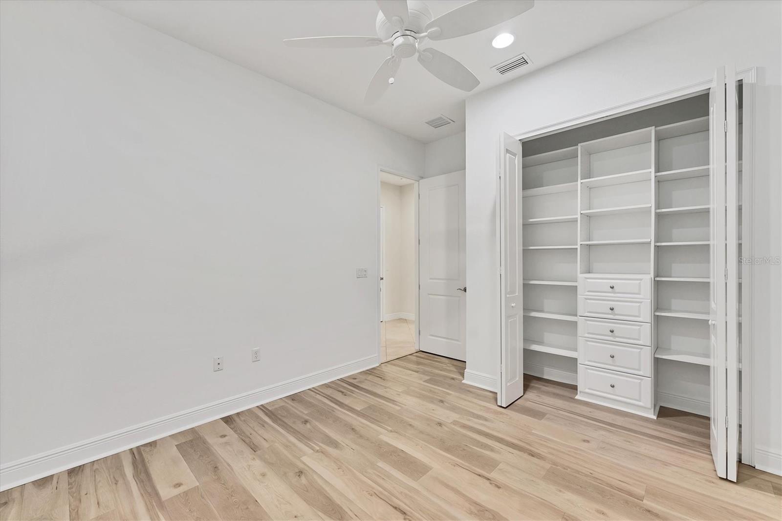 COUNTRY CLUB EAST AT LAKEWOOD RANCH - Residential