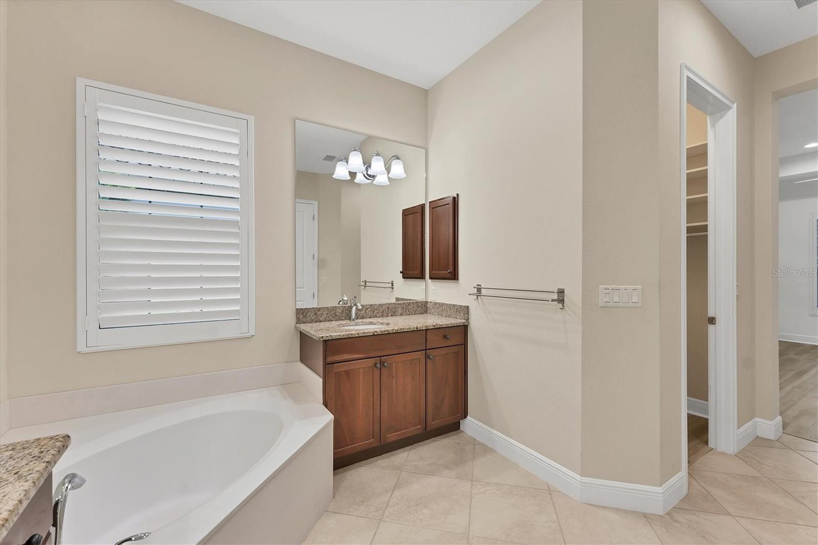 COUNTRY CLUB EAST AT LAKEWOOD RANCH - Residential