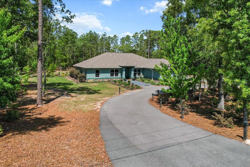 Photo of 8660 SW 137th Court, Dunnellon, FL 34432 (MLS # O6304671)