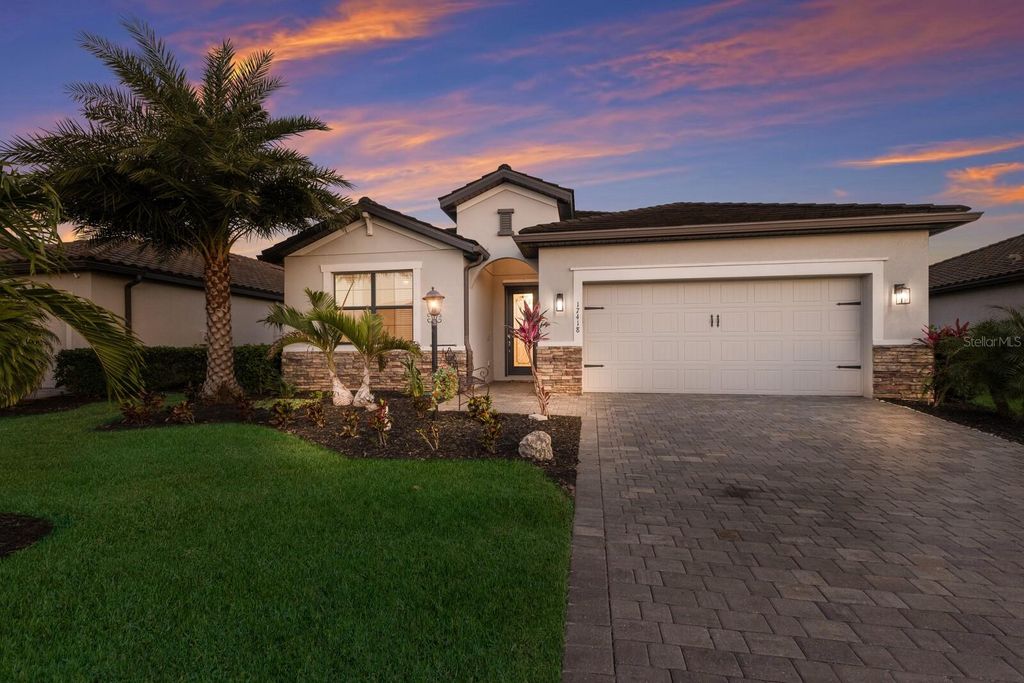 Photo of 17418 Blue Ridge Place, Lakewood Ranch, FL 34211 (MLS # A4650123)