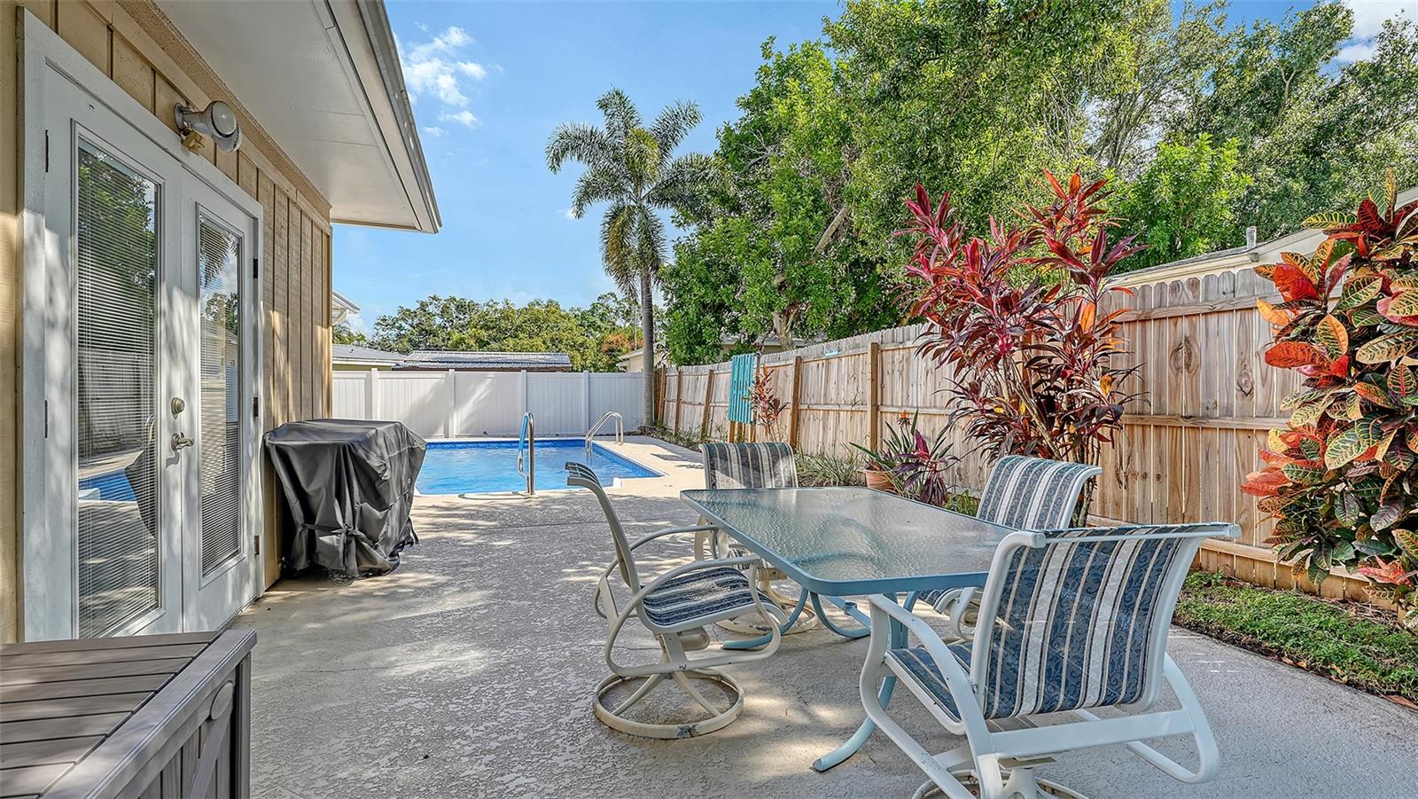 SARASOTA SPGS - Residential