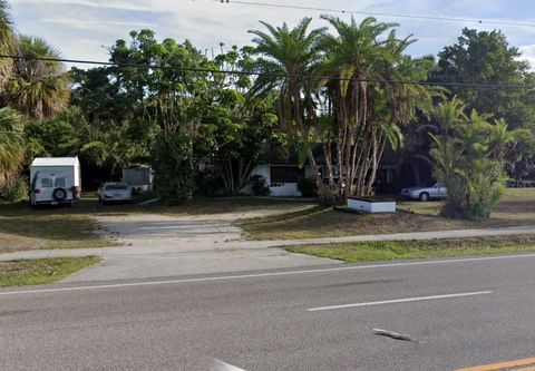 Photo of 21034 Midway Boulevard, Port Charlotte, FL 33952 (MLS # C7514729)