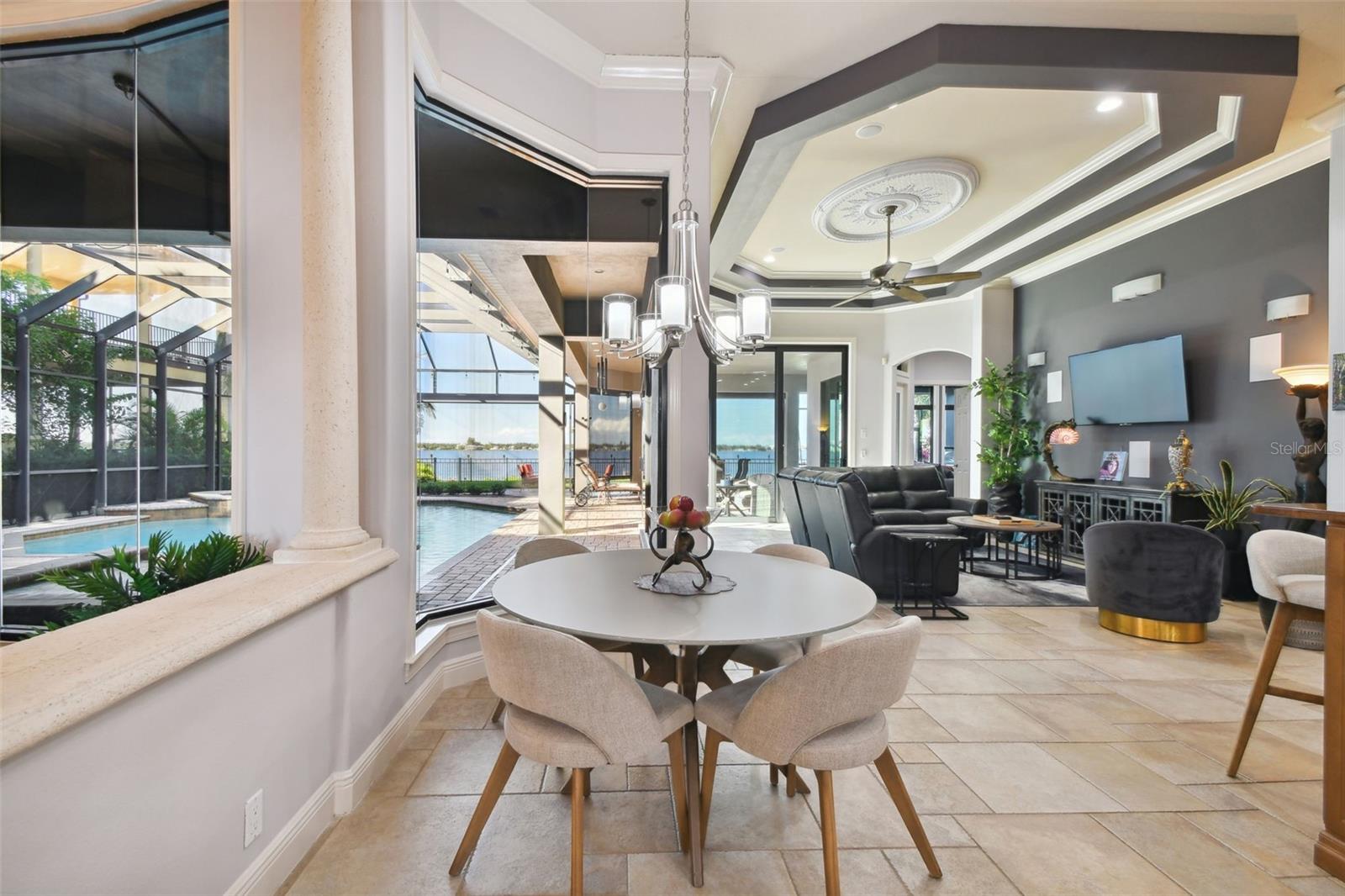 RIVERDALE - Residential