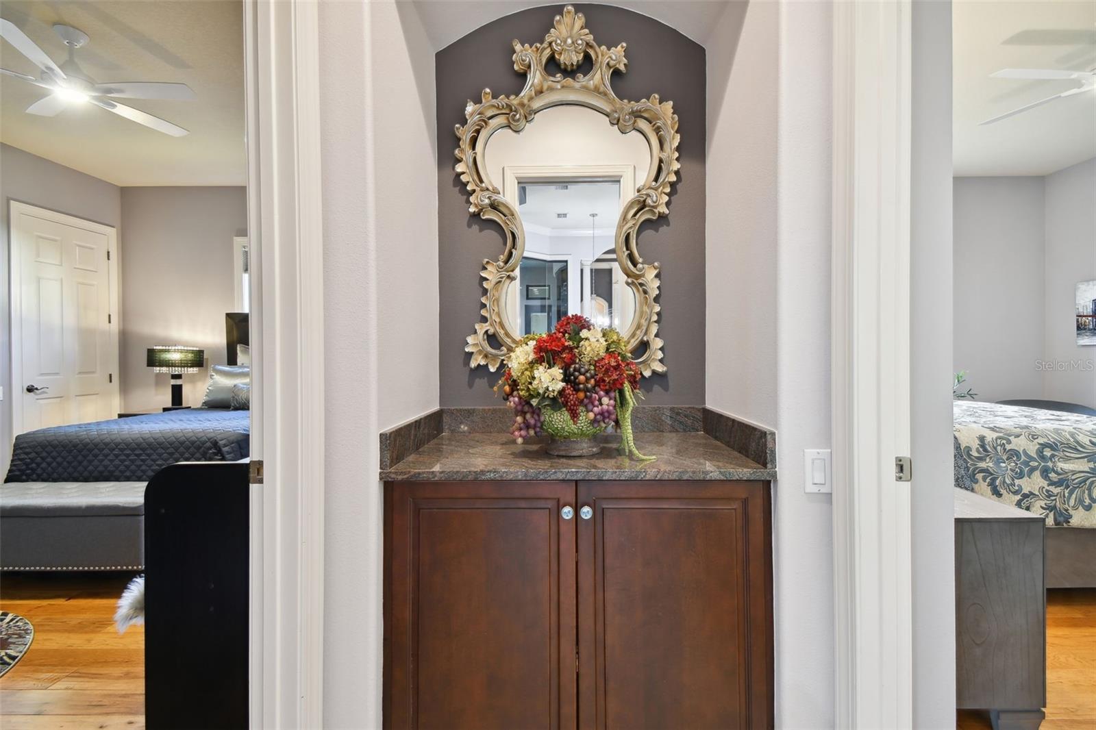 RIVERDALE - Residential