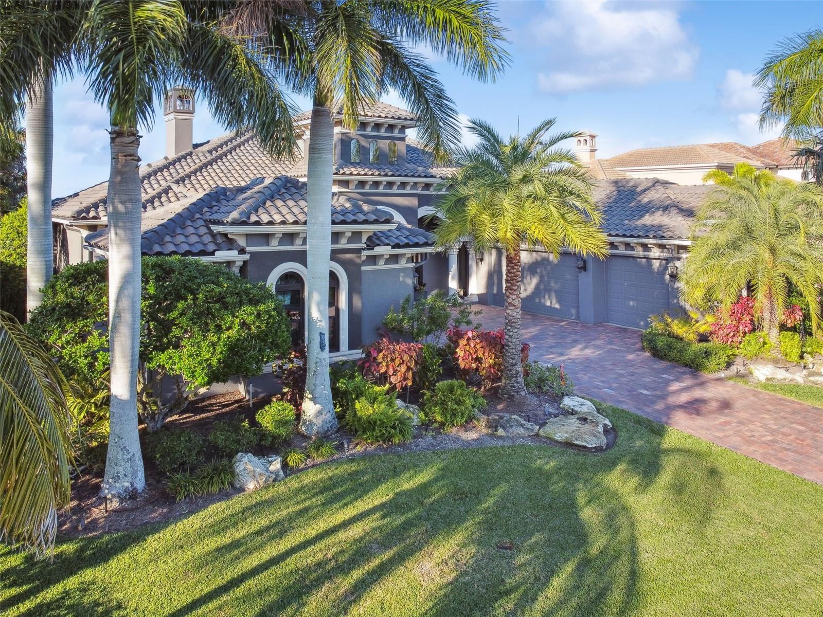 RIVERDALE - Residential