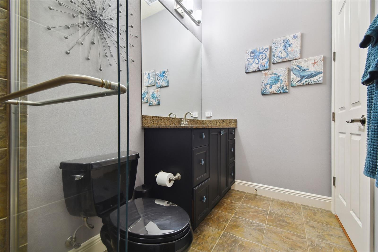 RIVERDALE - Residential