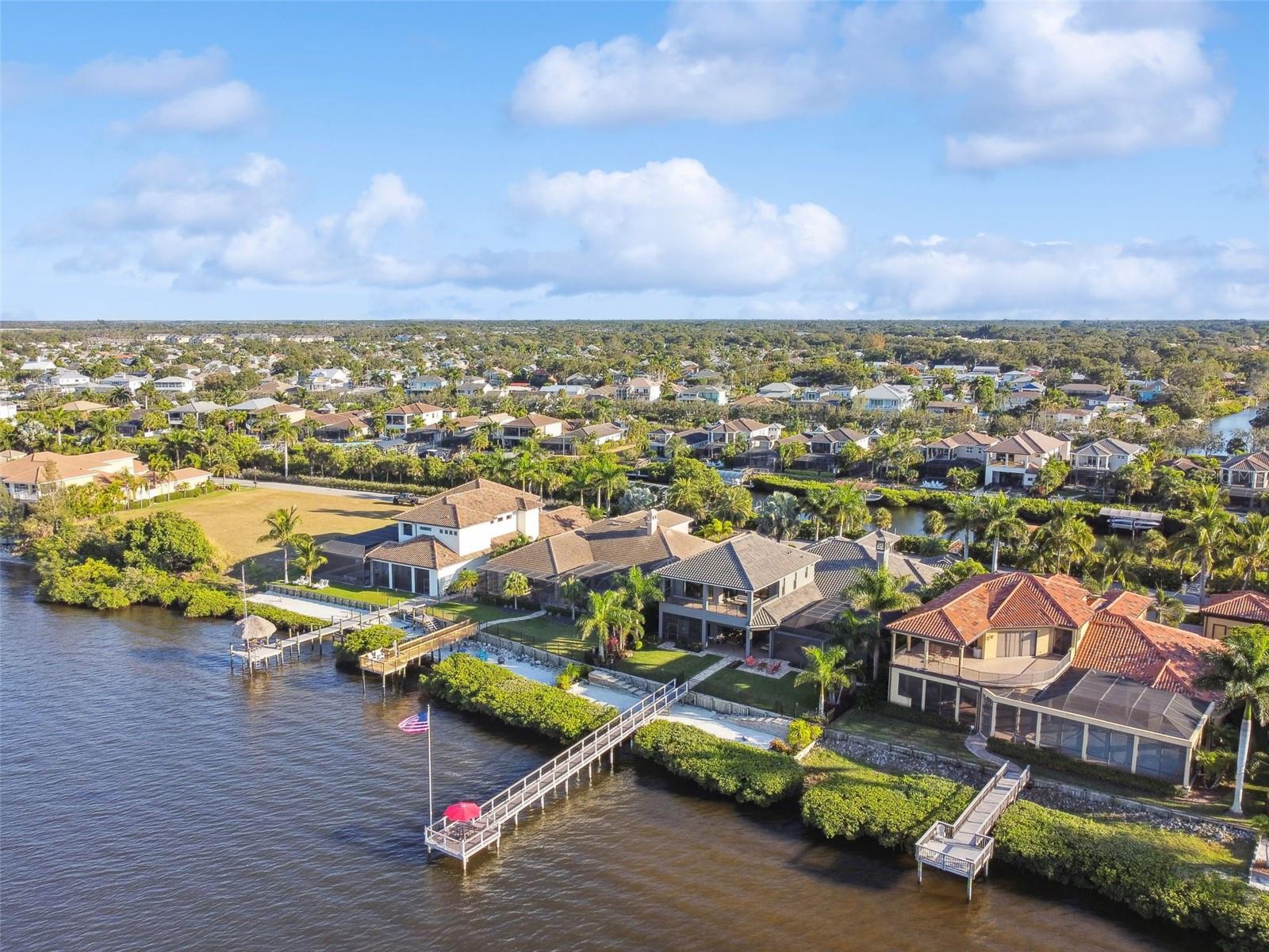 RIVERDALE - Residential