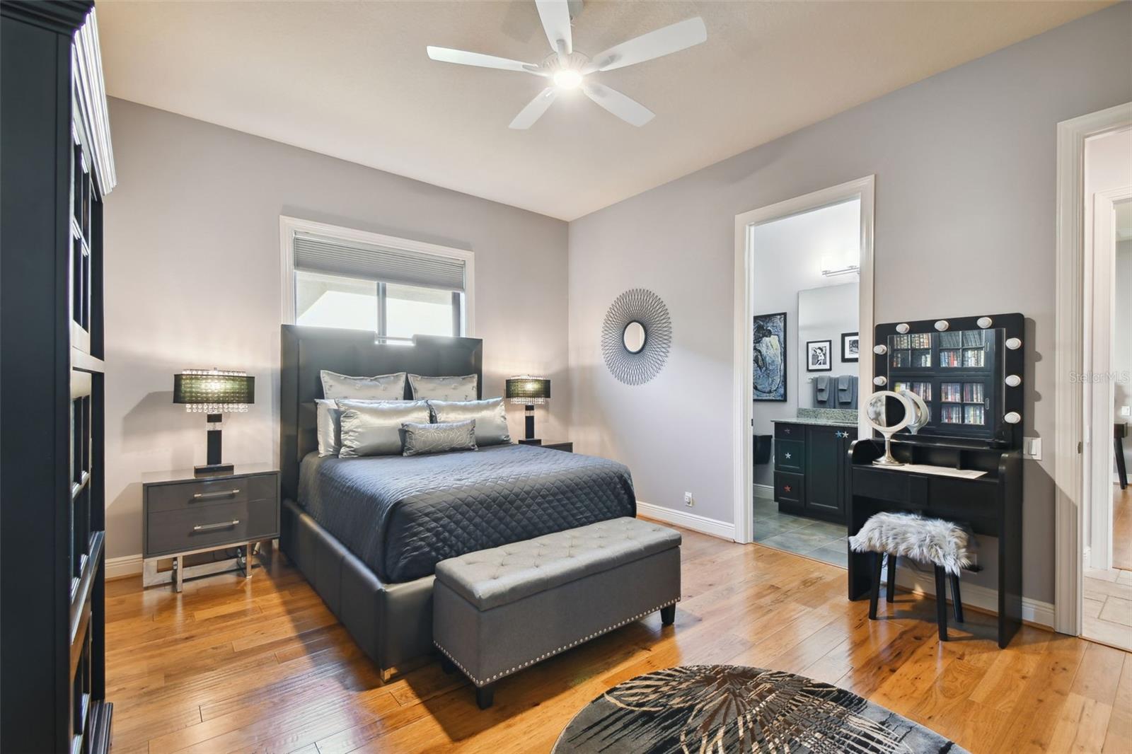 RIVERDALE - Residential