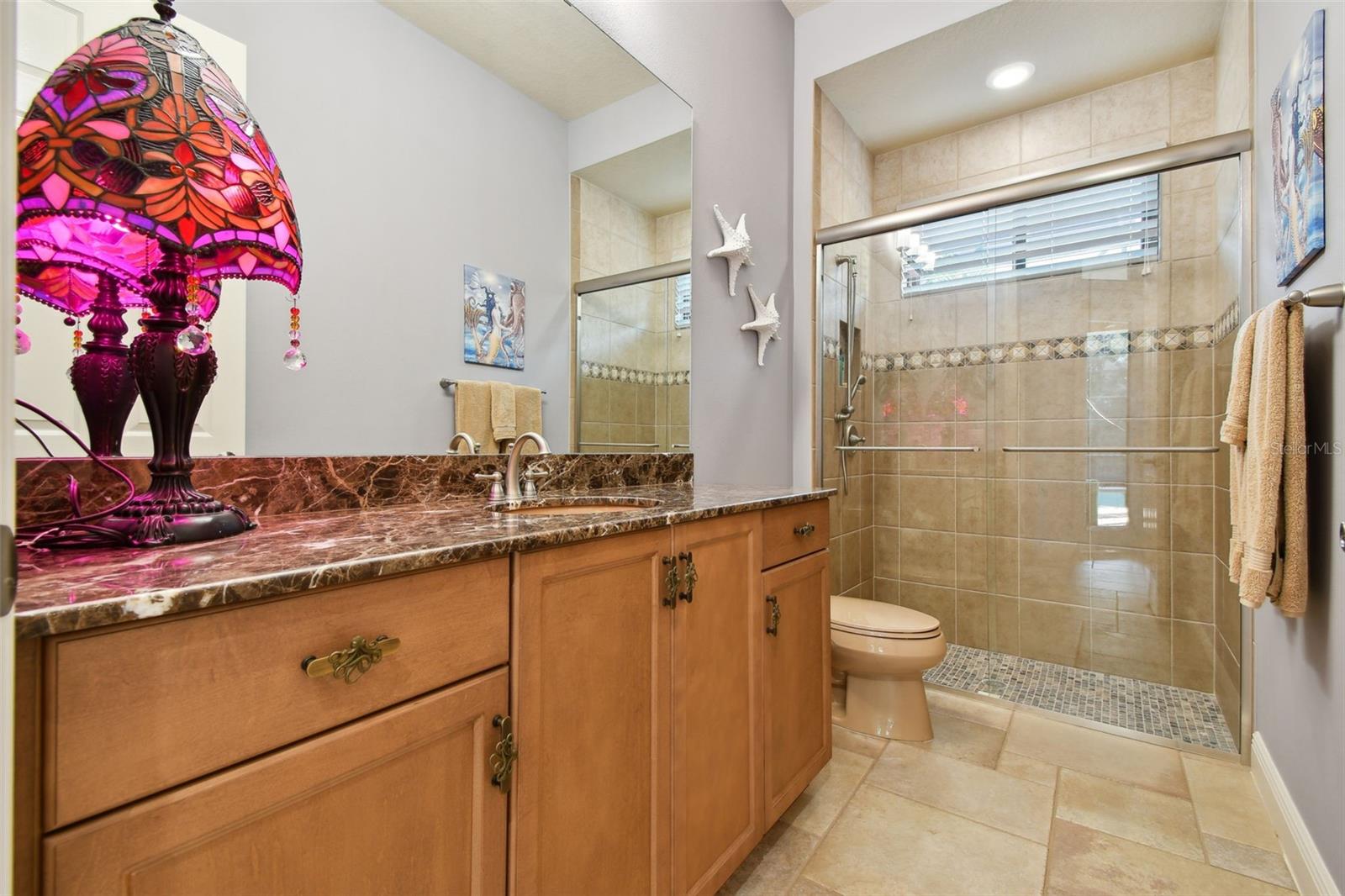 RIVERDALE - Residential