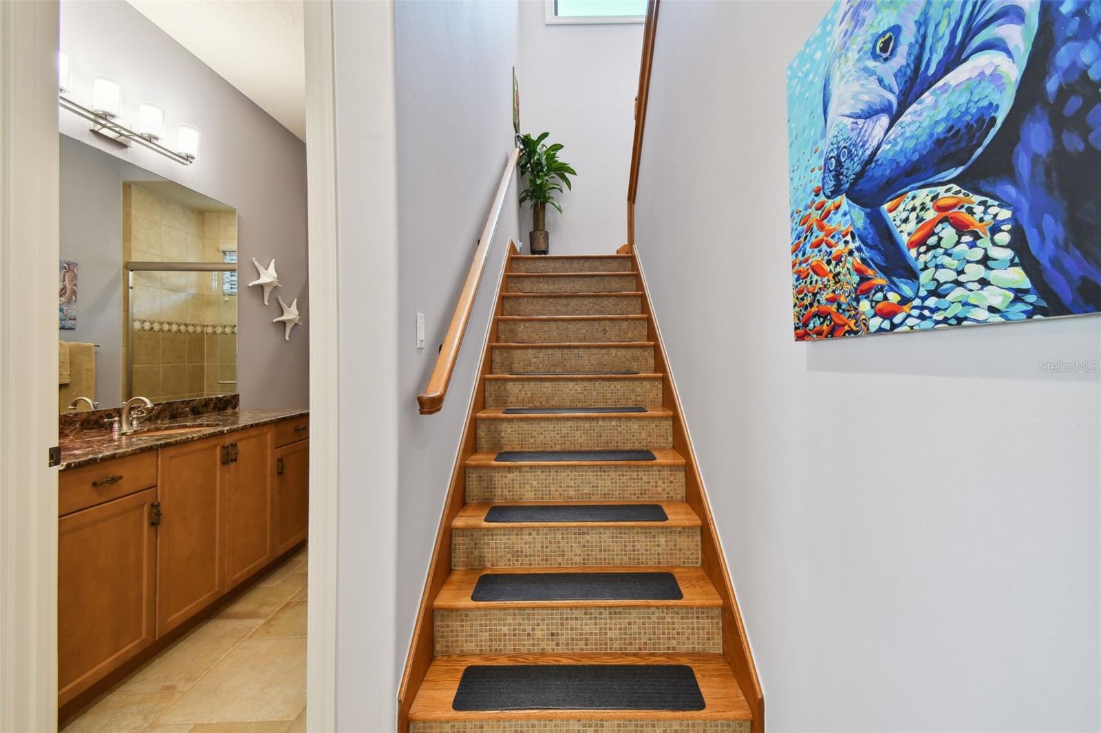 RIVERDALE - Residential