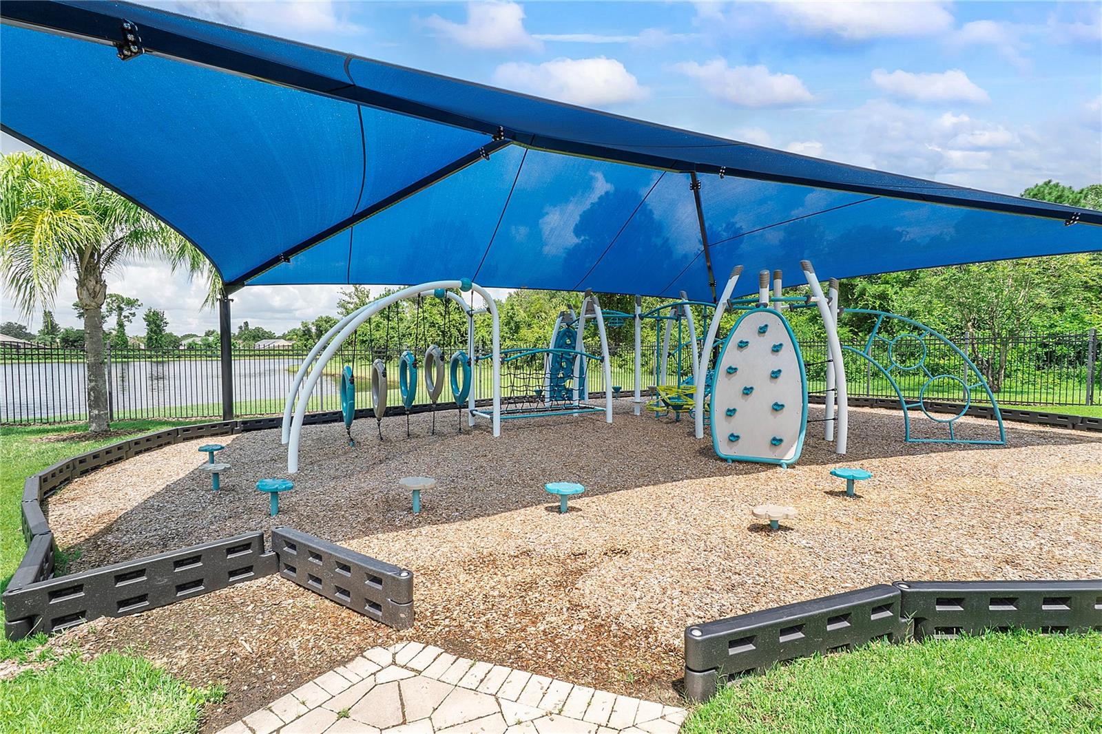 LIVE OAK RESERVE UNIT THREE - Residential