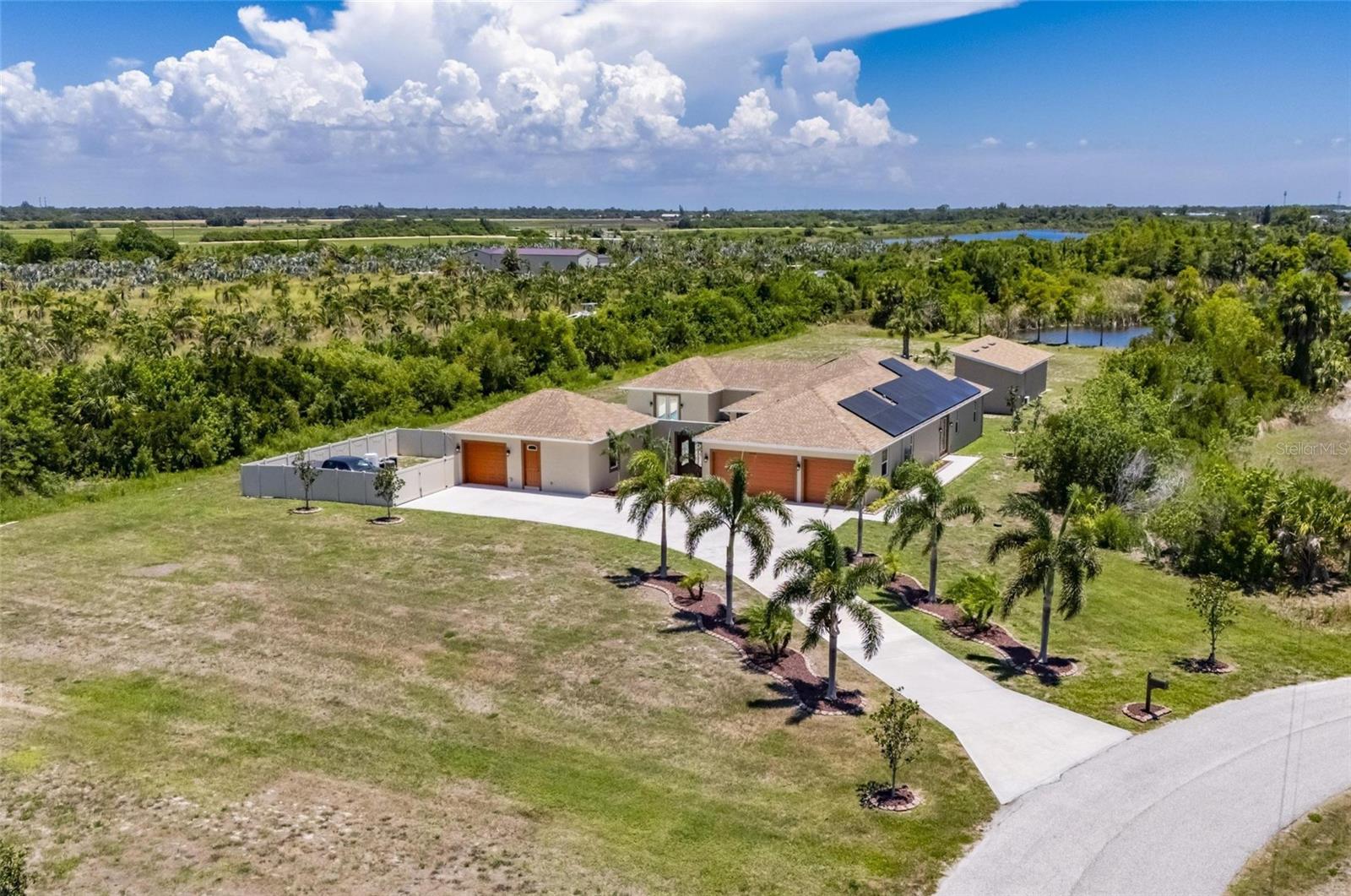 3016 SMILODON TRAIL