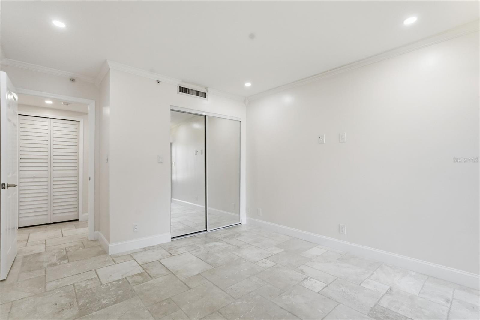 INNISBROOK - Residential