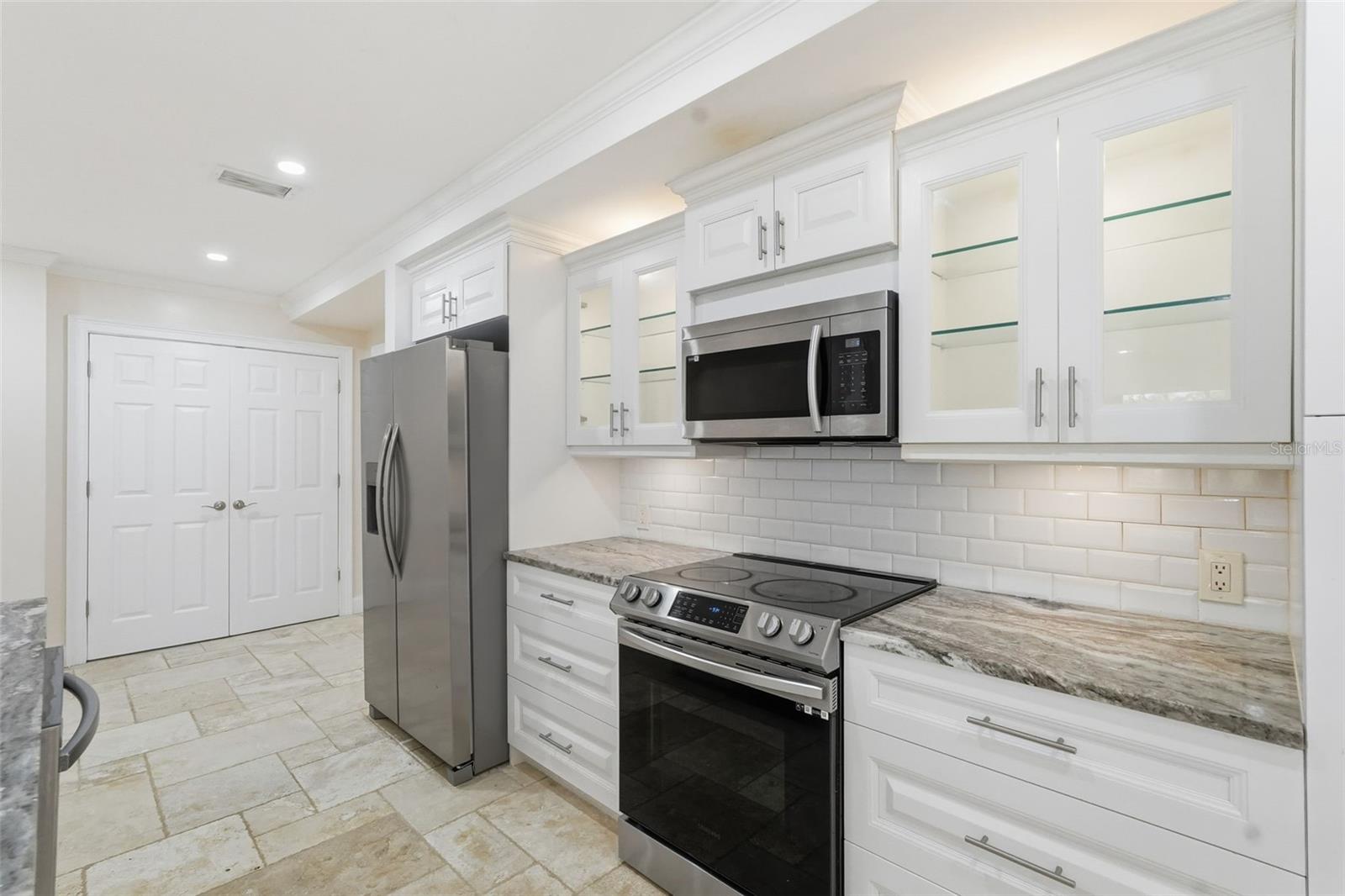 36750 US HIGHWAY 19 N 5-202