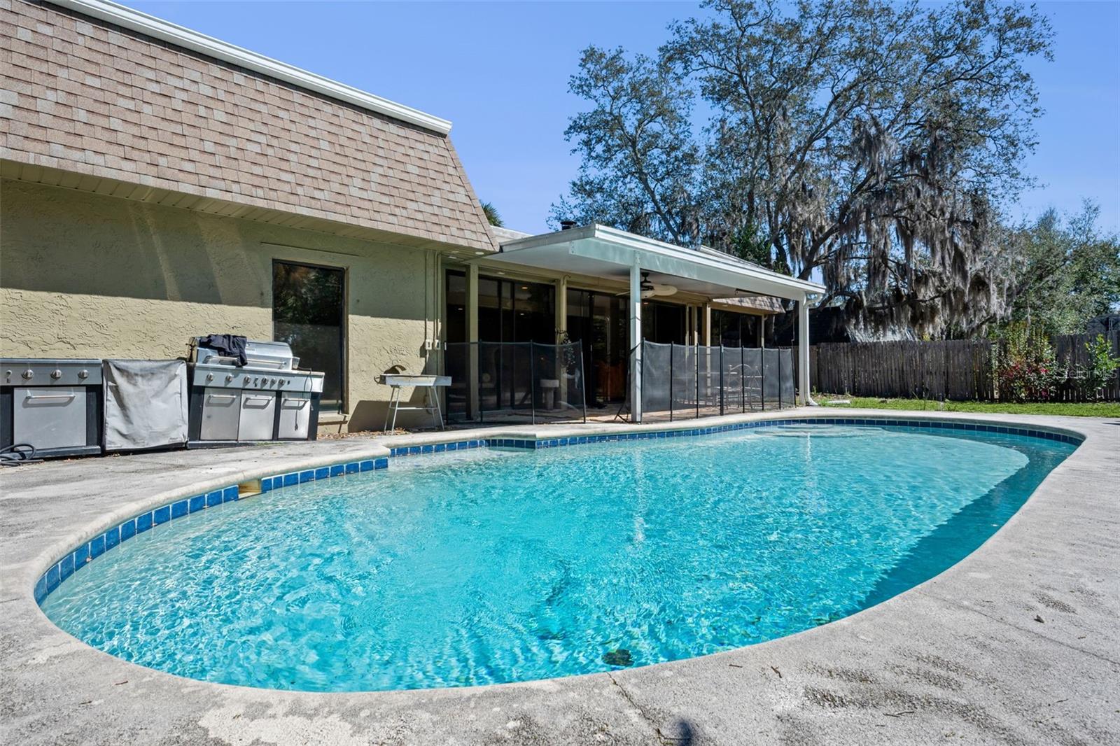 EAST BAY - Residential