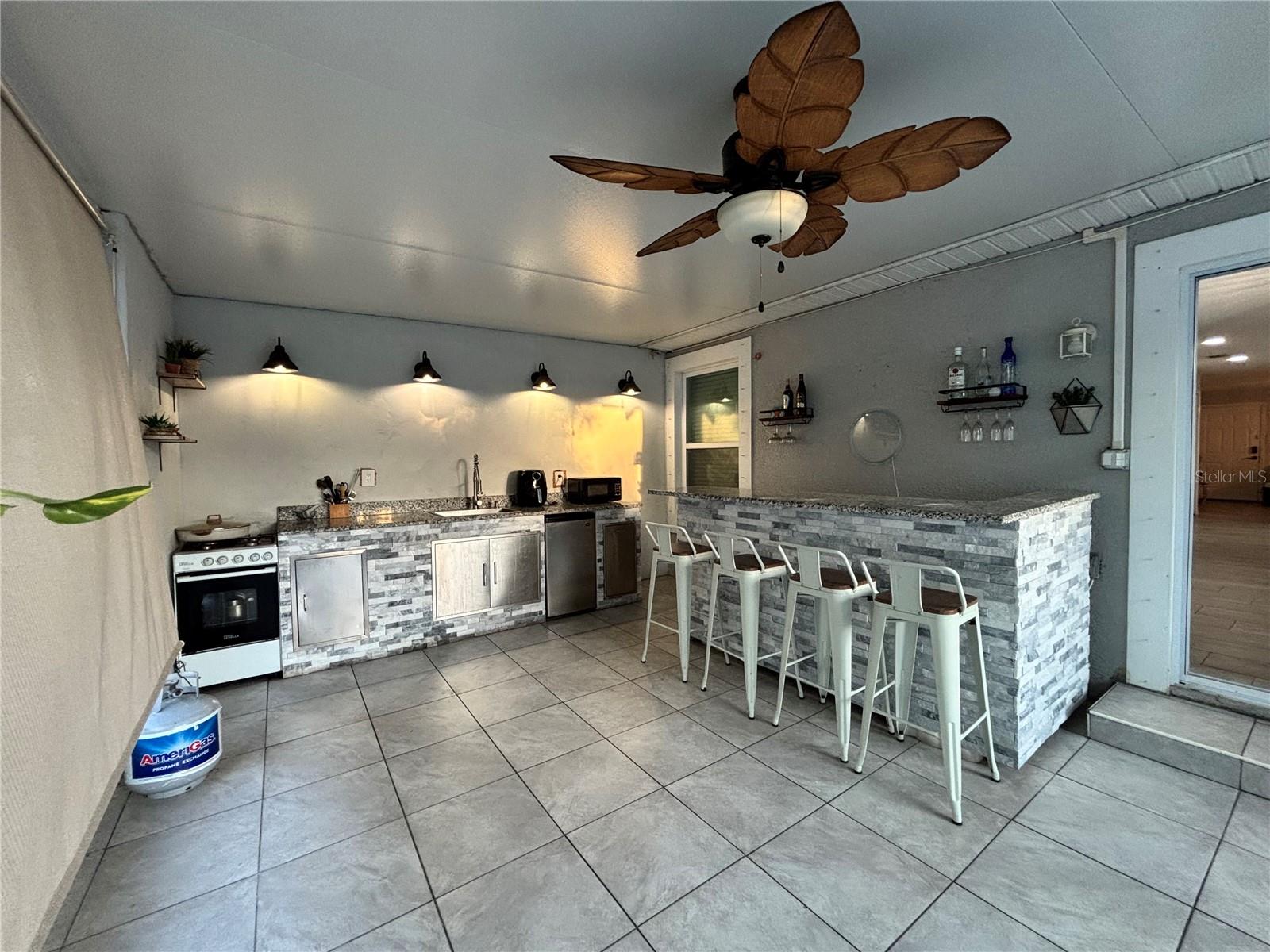 SPRING HILL ADD CORR - Residential